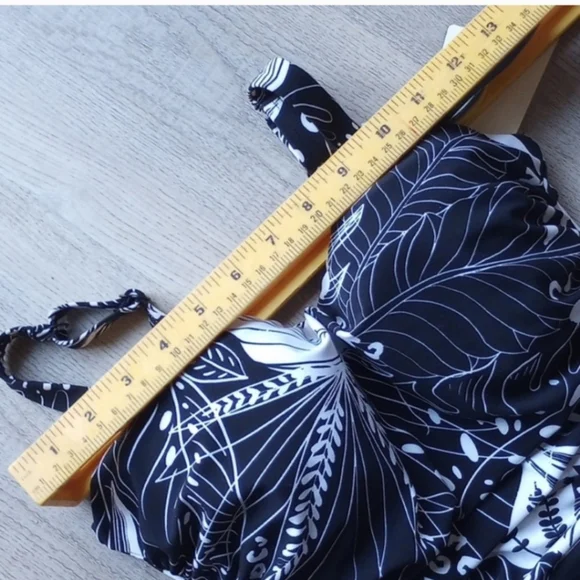 Gottex black and white tropical one piece swimsuit - Picture 11 of 13